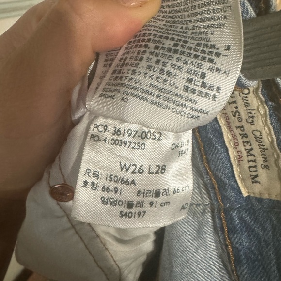 Levi’s 501 Straight Slim Taper - Picture 4 of 5